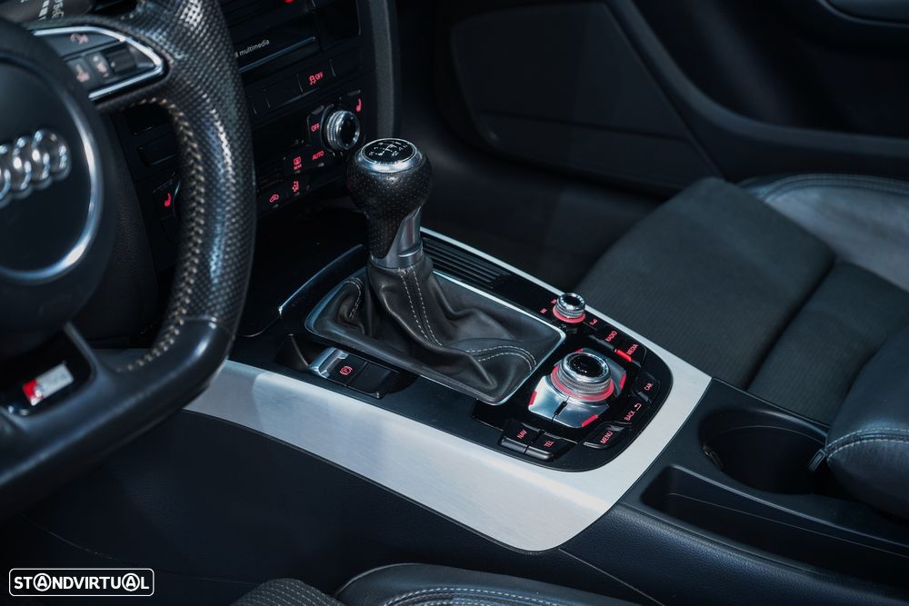 Audi A4 Avant 2.0 TDI DPF S line Sport Pack - 11