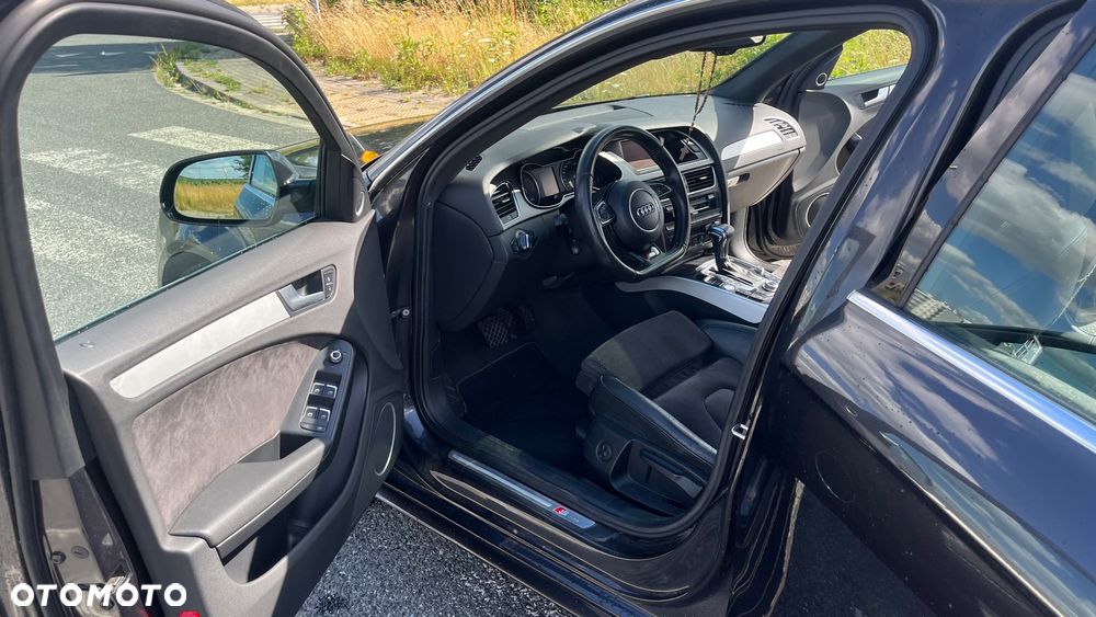 Audi A4 Avant 2.0 TDI DPF quattro S tronic Ambition - 9