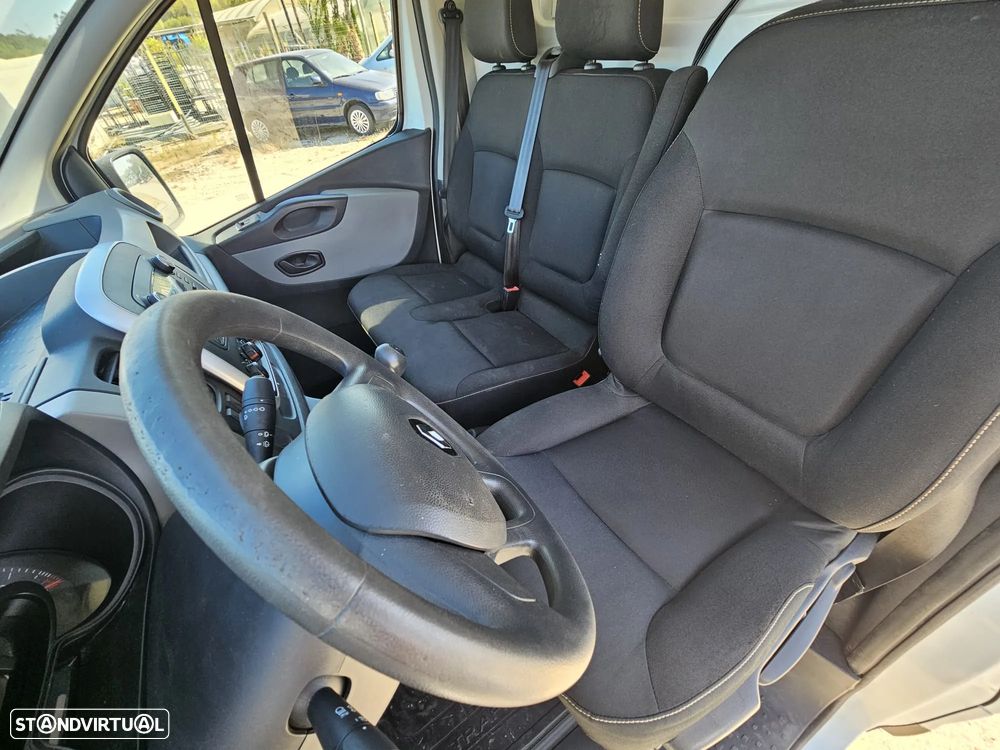Renault Trafic 1.6 dCi - Caixa Isotérmica e Motor de Frio - 17