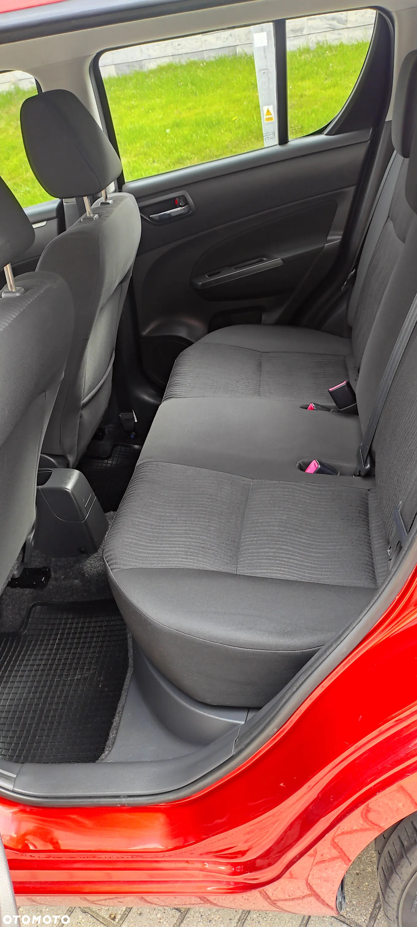 Suzuki Swift - 8
