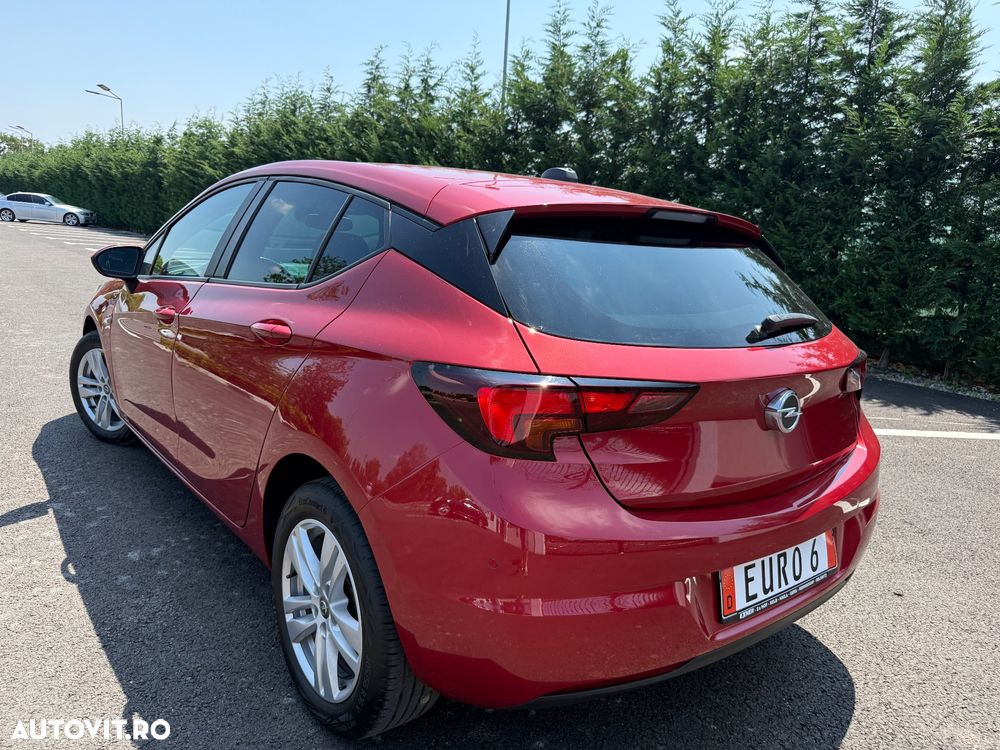 Opel Astra 1.2 Turbo Business Elegance - 2