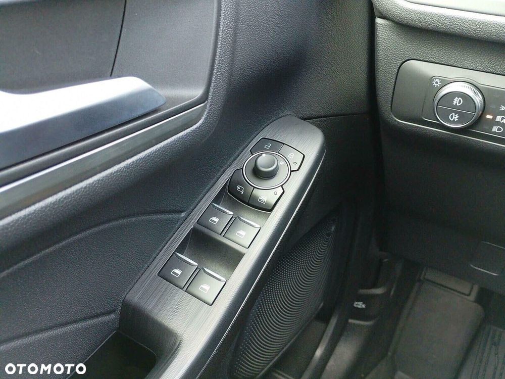 Ford Kuga - 15