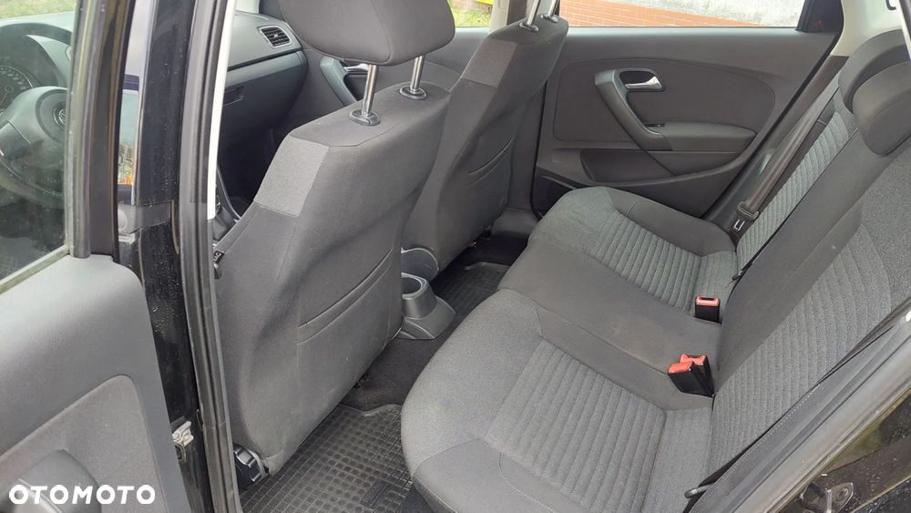 Volkswagen Polo 1.4 16V Highline - 14