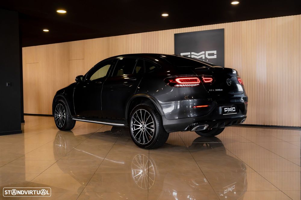 Mercedes-Benz GLC 300 de Coupe 4Matic 9G-TRONIC AMG Line - 4