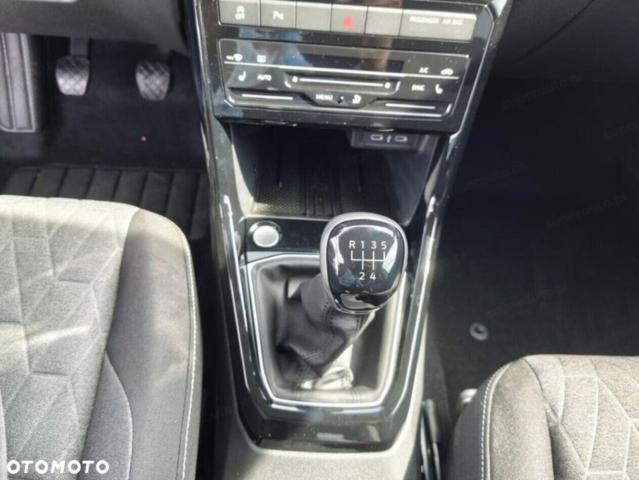 Volkswagen T-Cross 1.0 TSI Life Plus - 10