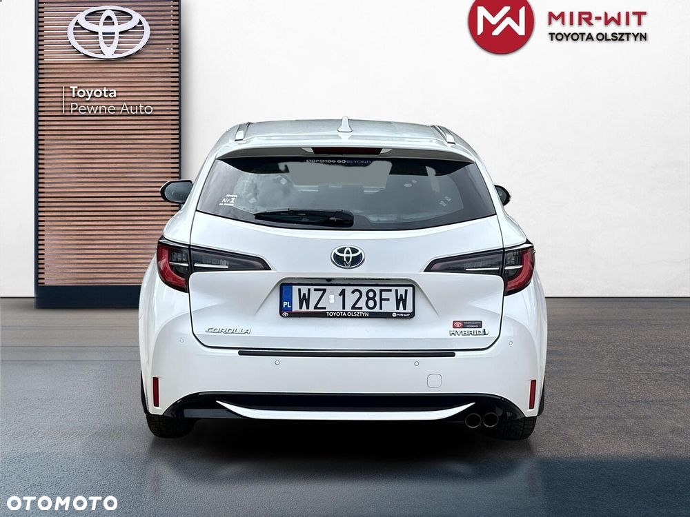 Toyota Corolla - 4