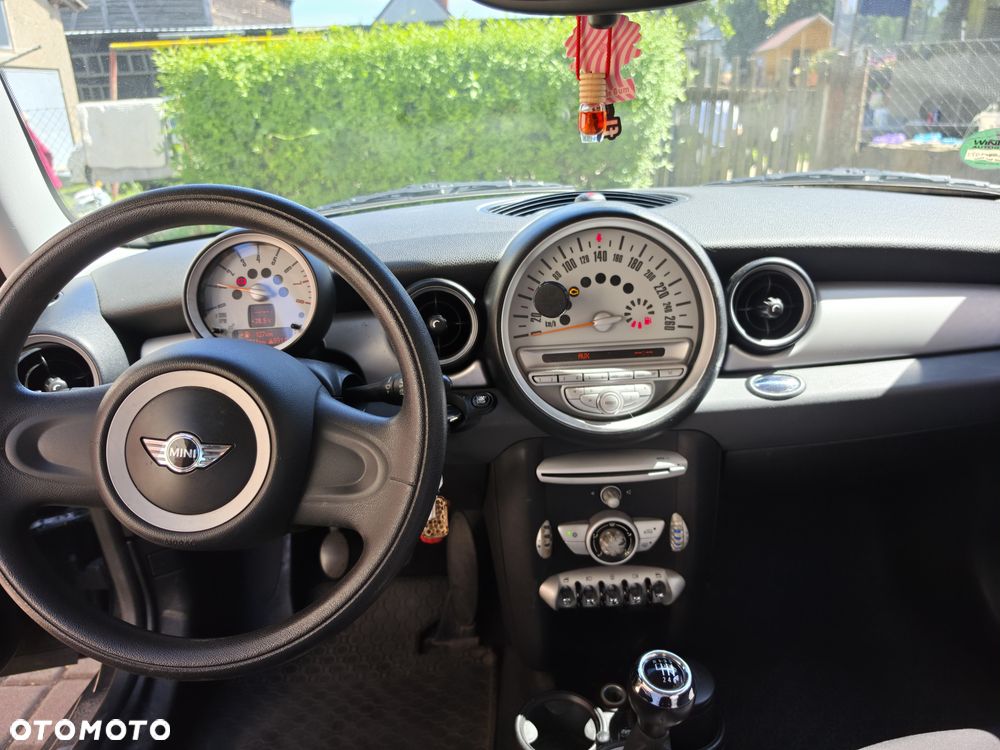 MINI Clubman - 10