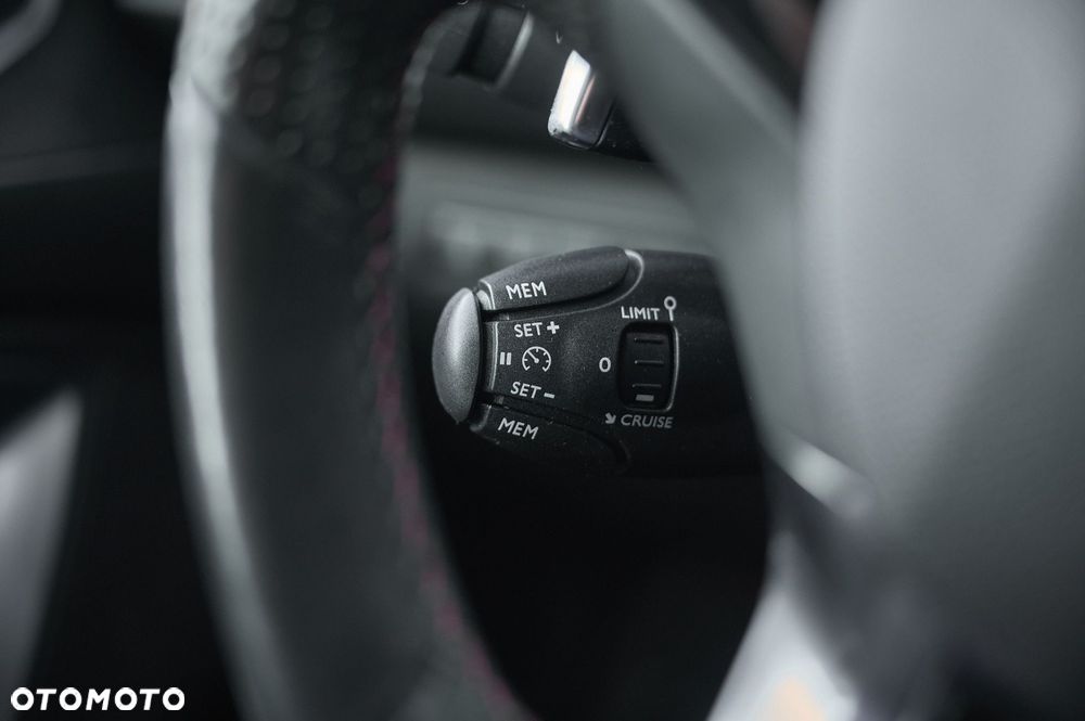 Peugeot 308 - 26