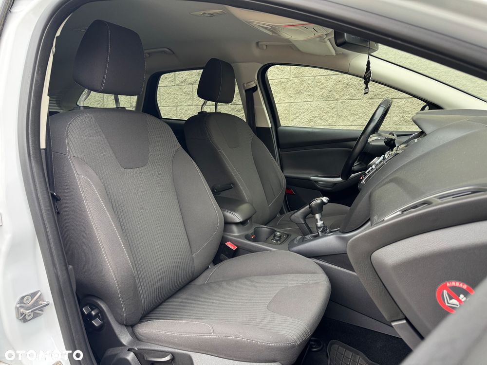 Ford Focus 1.0 EcoBoost STart-Stopp-System Trend - 27