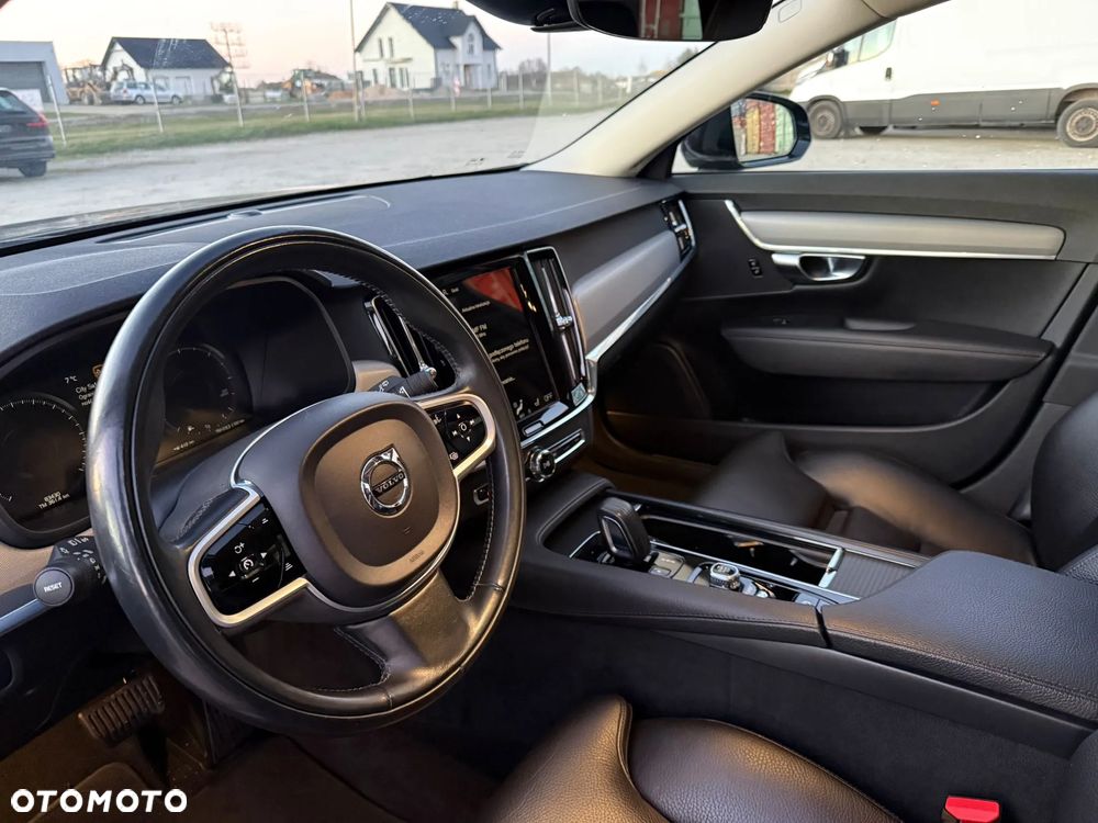 Volvo V90 - 17