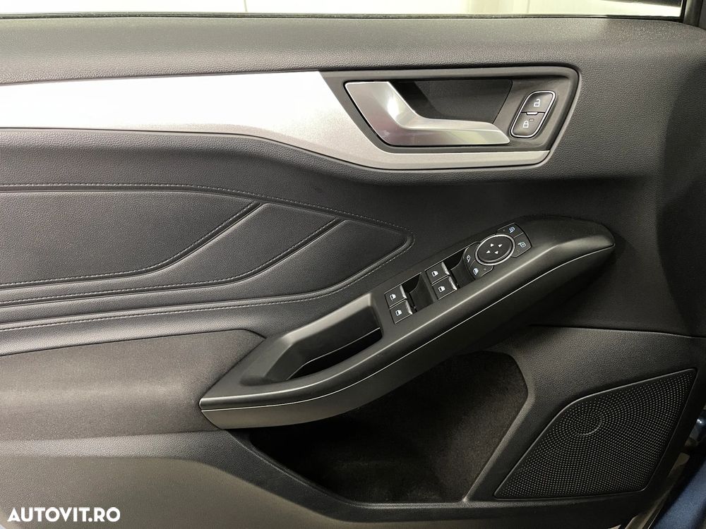 Ford Focus 1.0 EcoBoost Connected - 24