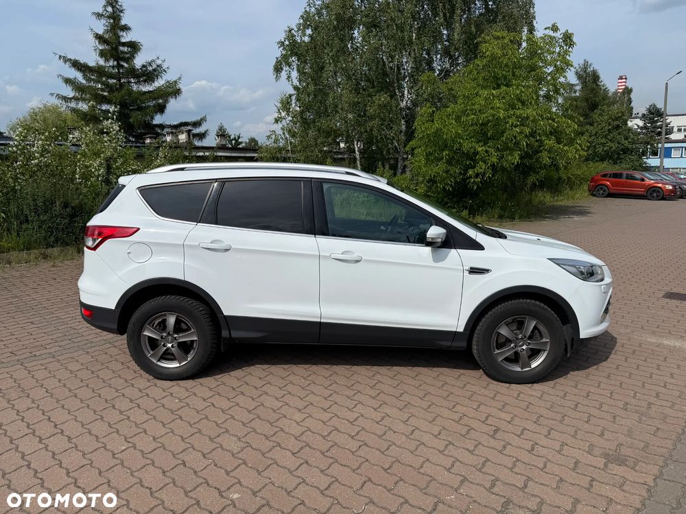 Ford Kuga 1.6 EcoBoost 2x4 SYNC - 2