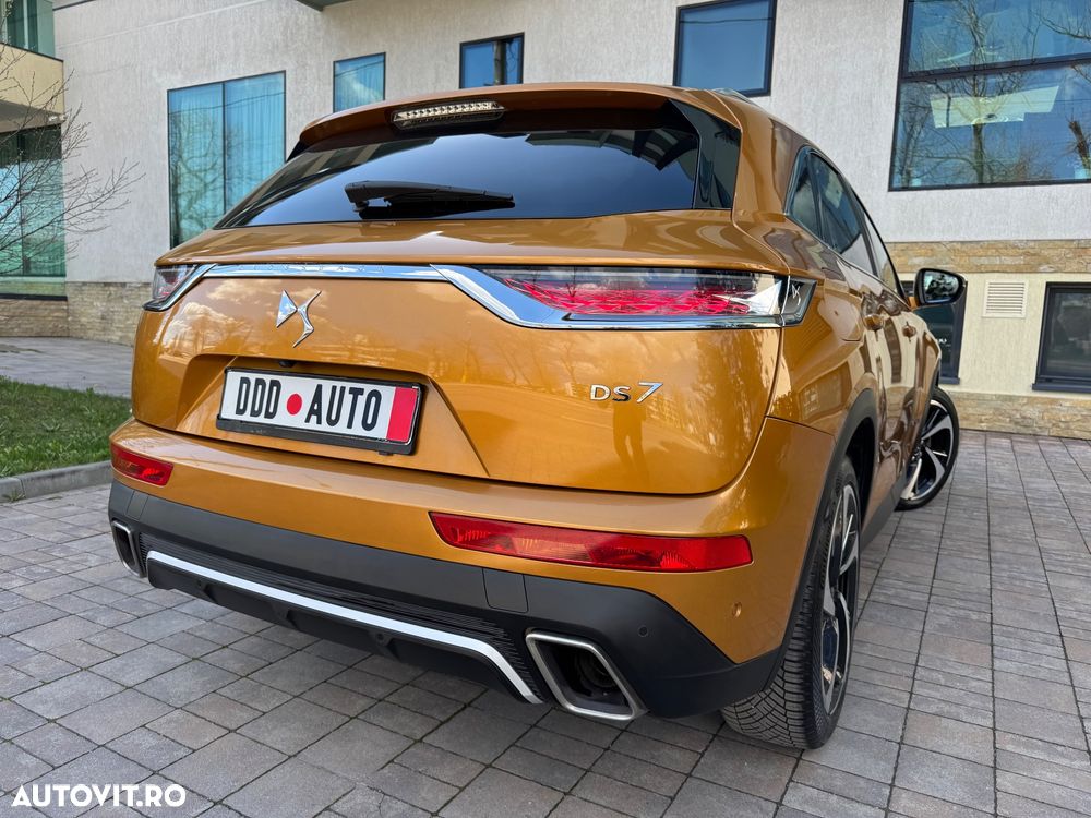 DS Automobiles DS 7 Crossback - 11