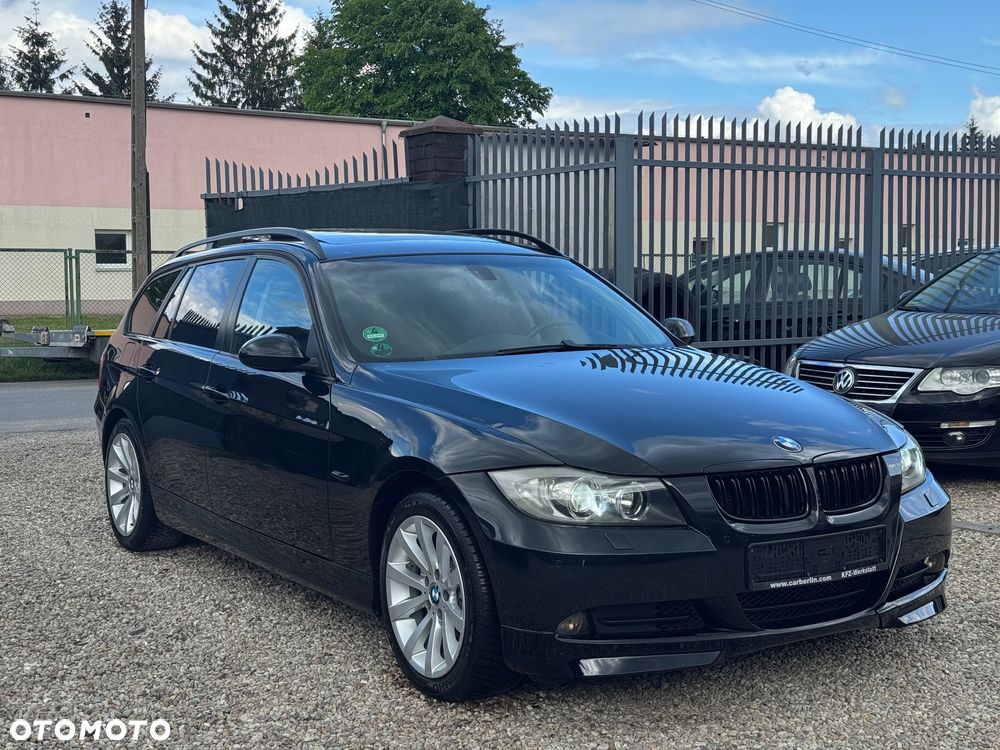 BMW Seria 3 318d DPF - 1