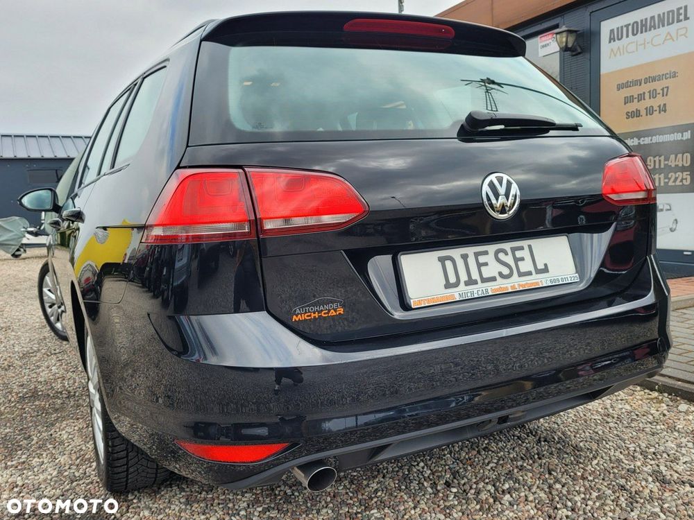 Volkswagen Golf - 32
