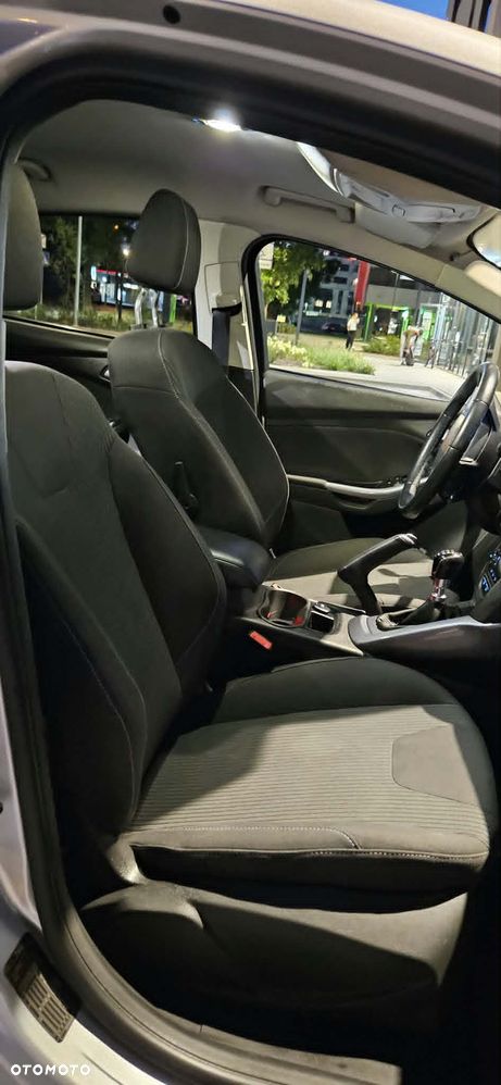 Ford Focus 1.6 EcoBoost Titanium - 9