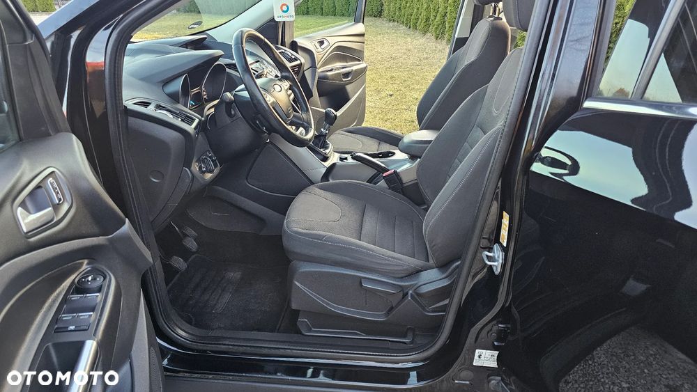 Ford Kuga 1.6 EcoBoost 2x4 Trend - 10