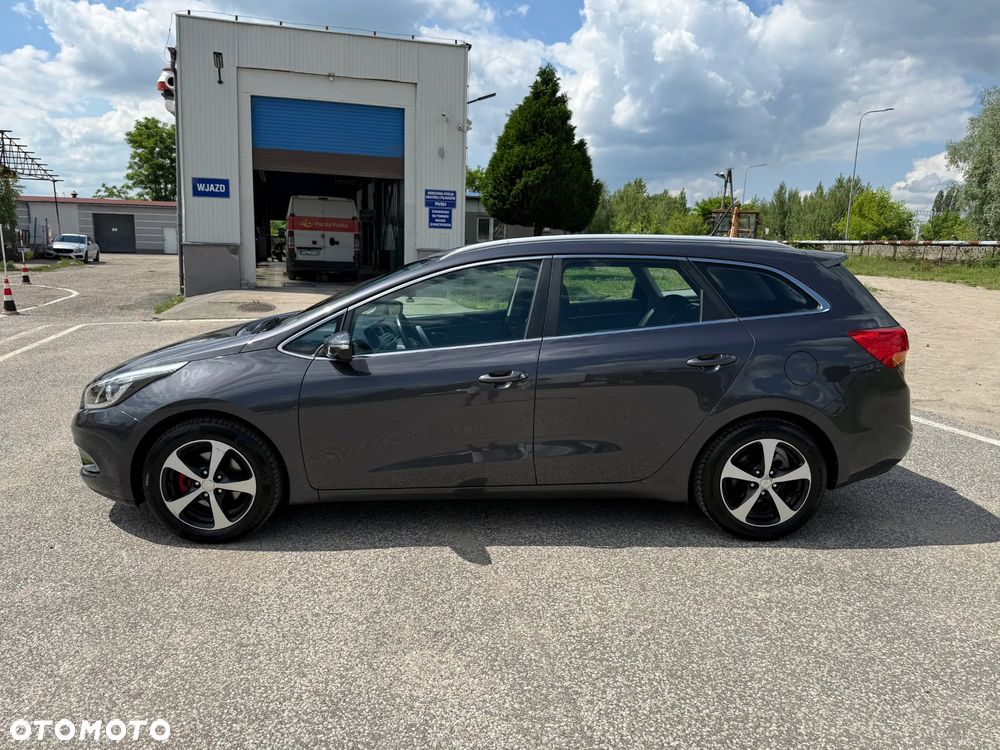 Kia Ceed 1.4 CVVT Dream Team Edition - 12