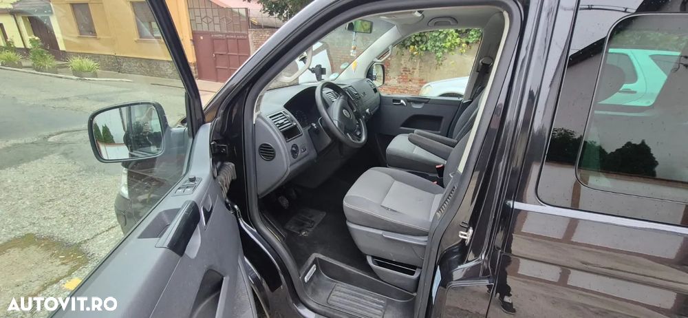 Volkswagen Multivan - 5
