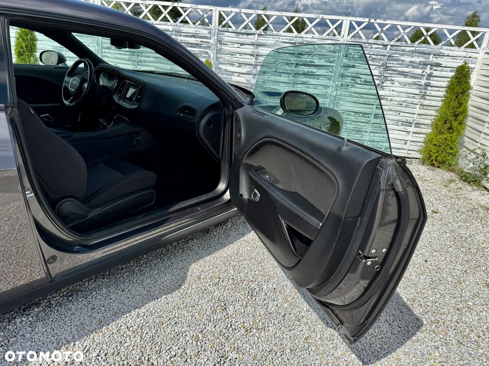 Dodge Challenger 3.6 SXT - 38