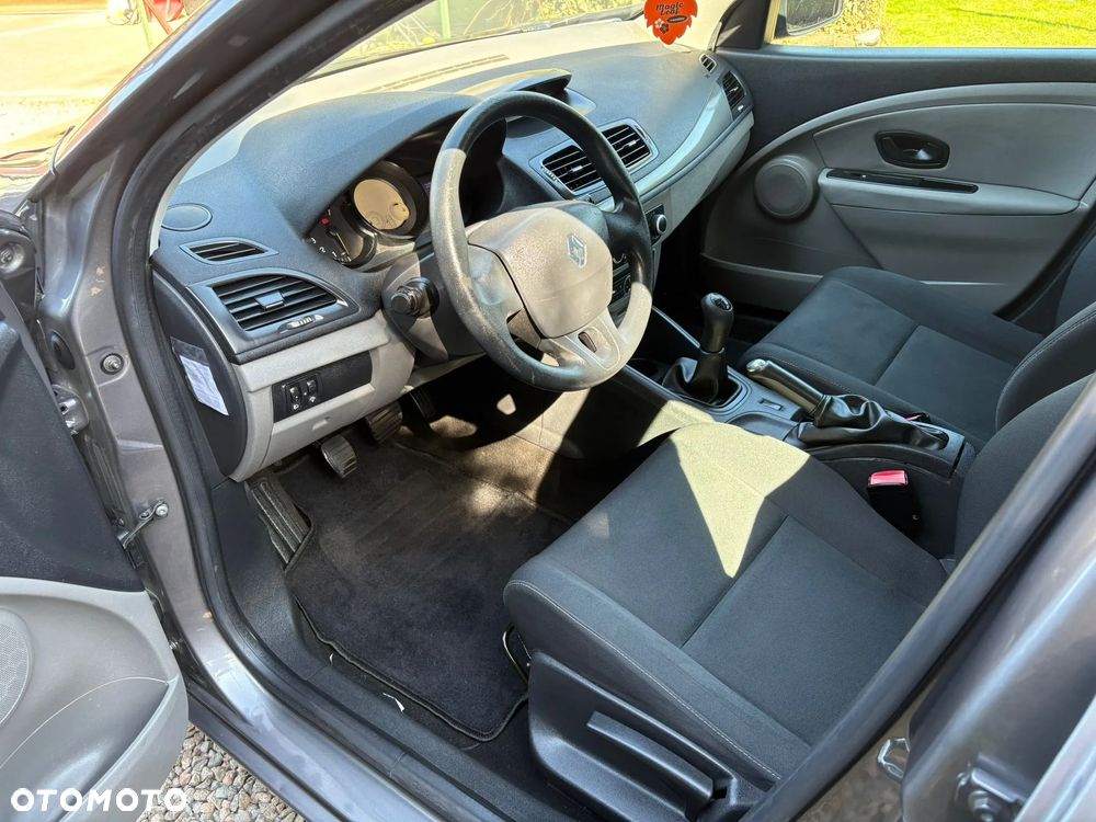 Renault Megane 1.6 16V Expression - 7