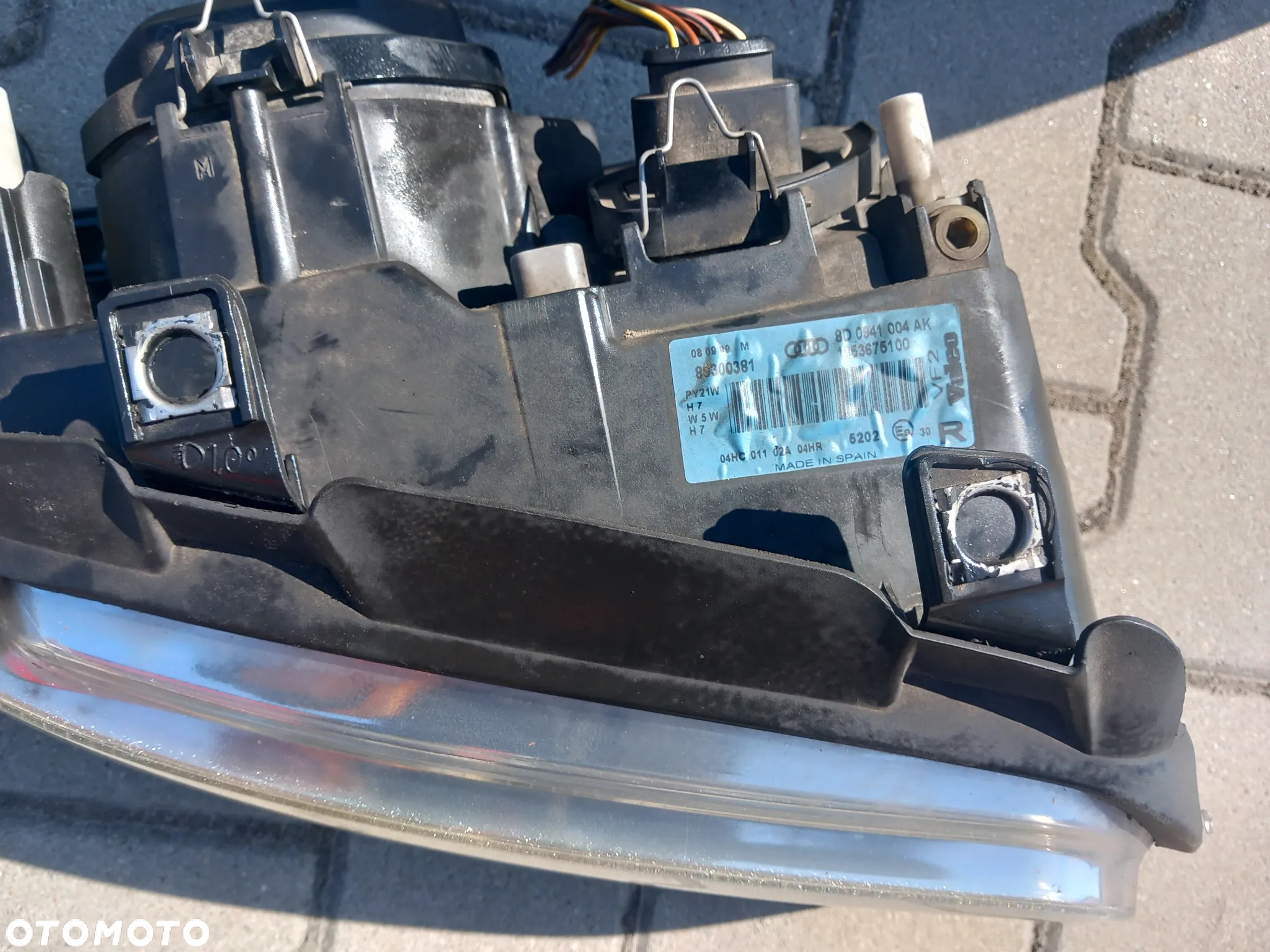 Zderzak przód lampy audi a4 b5 lift LZ3S Europa stan super oryginał czesci Radom - 2