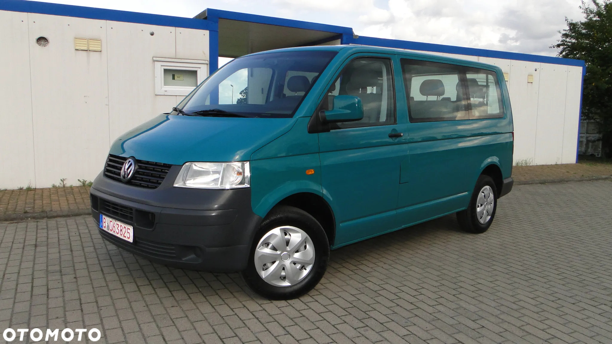 Volkswagen Transporter Shuttle TDI L1 - 2