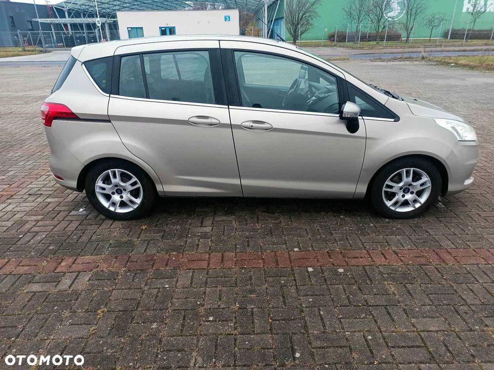 Ford B-MAX - 1