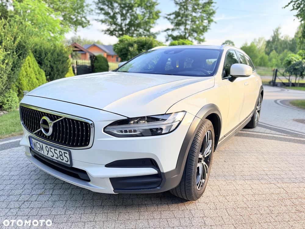 Volvo V90 D4 AWD Momentum - 5