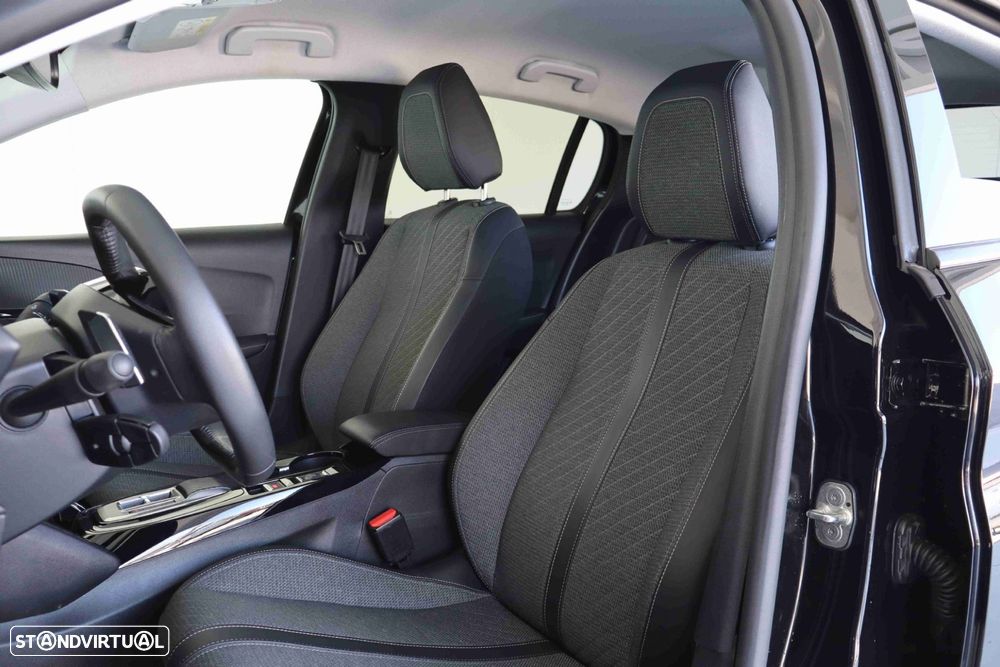 Peugeot 208 1.2 Hybrid Allure e-DCS6 - 39