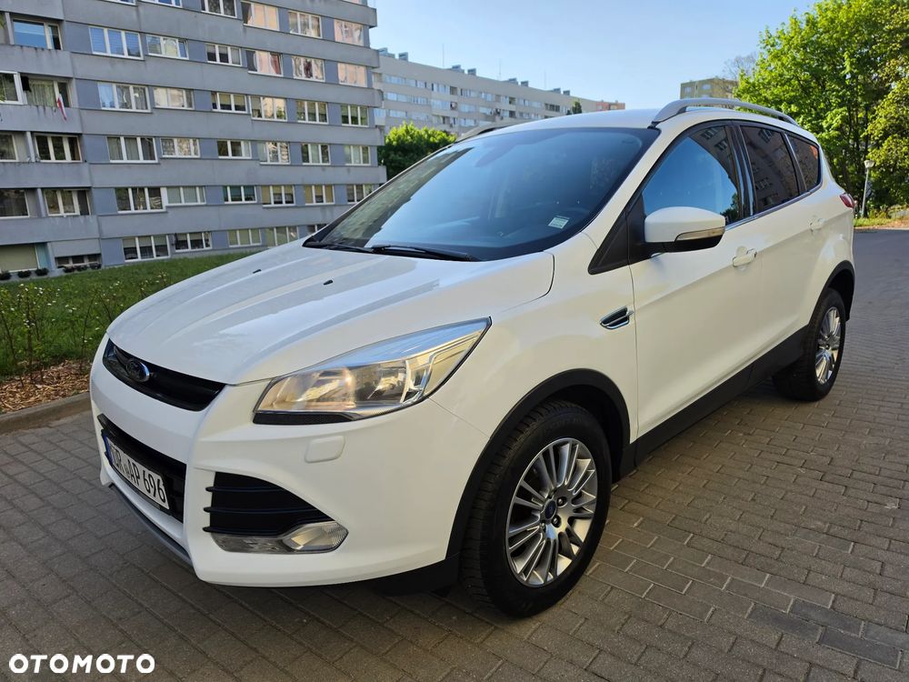 Ford Kuga 1.6 EcoBoost 2x4 Titanium - 6
