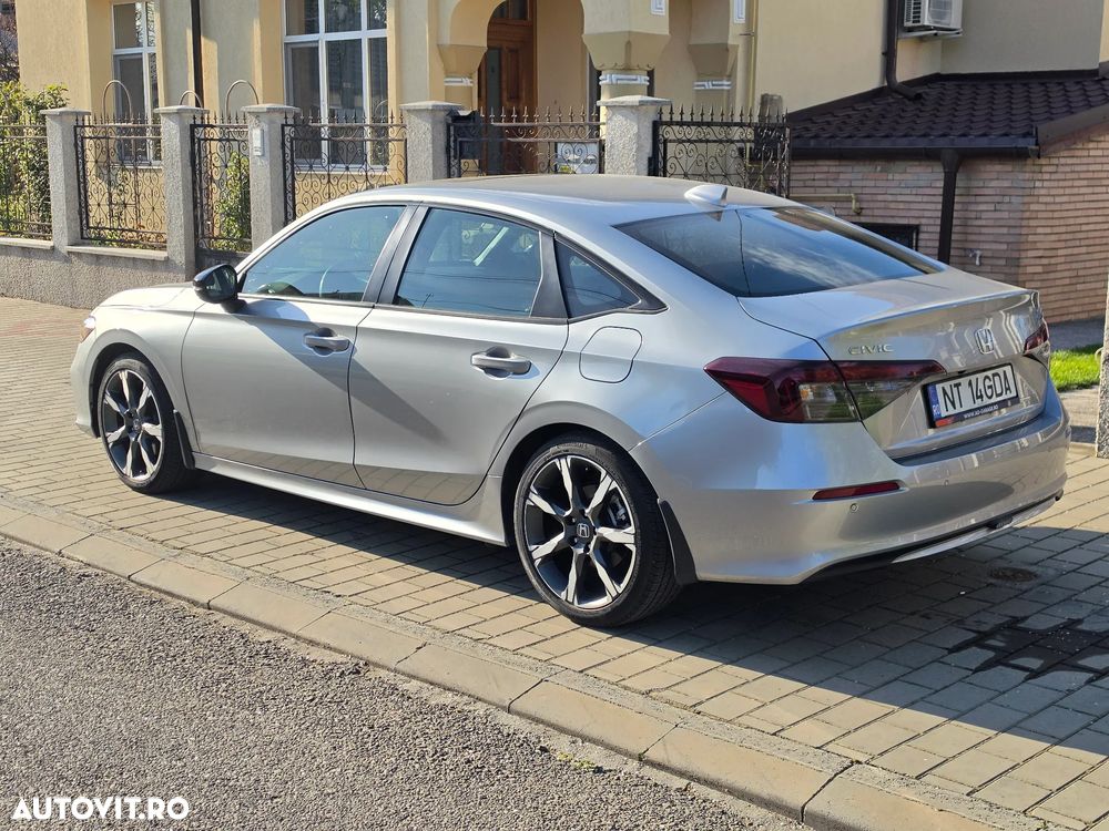 Honda Civic 2.0 e:HEV E-CVT Advance - 5