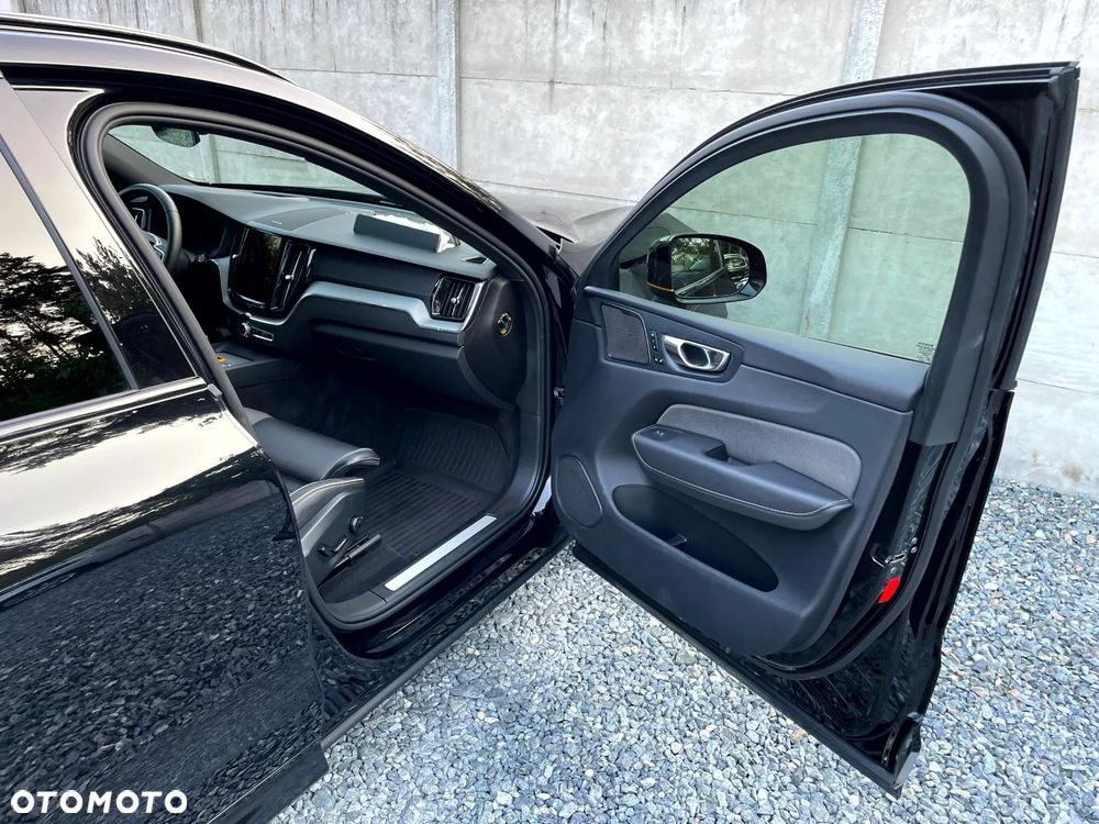 Volvo XC 60 T8 AWD Polestar Engineered - 25