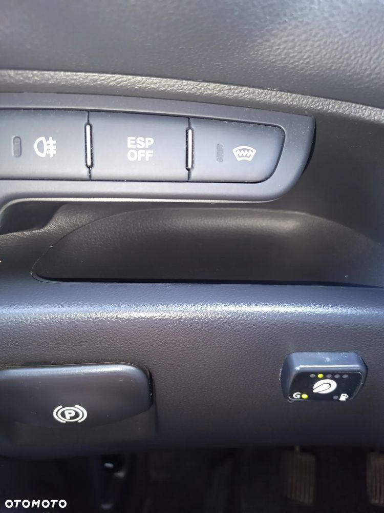 Kia Carens 2.0 EX - 7