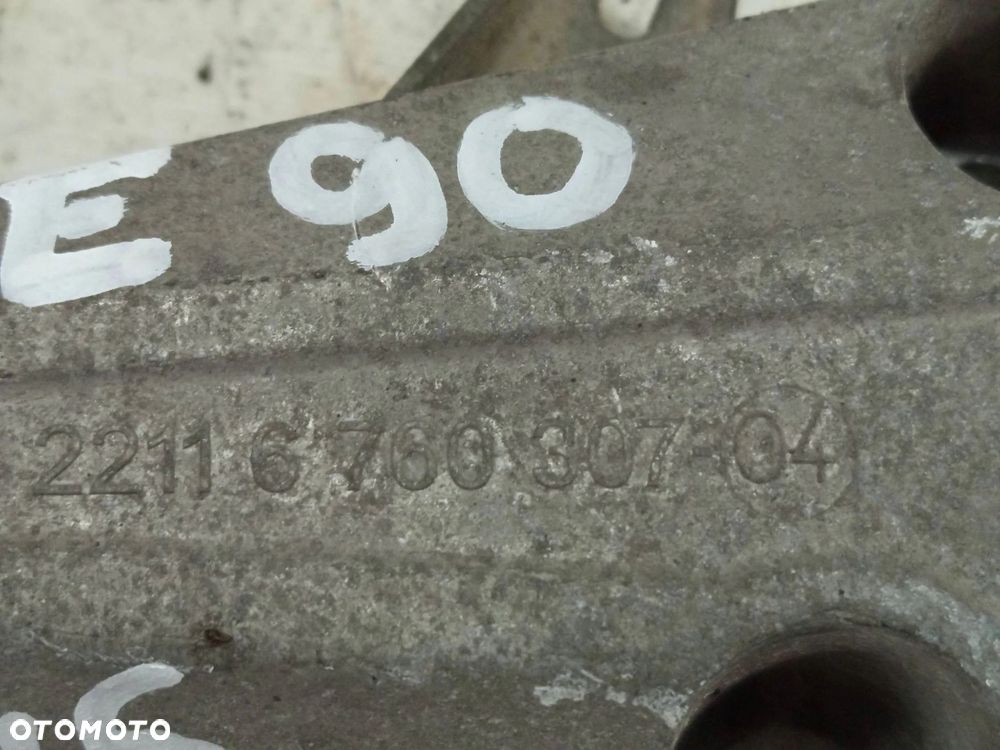ŁAPA SILNIKA LEWA BMW 1 E87 118 120 3 E90 318 320 N46 6760307 - 5