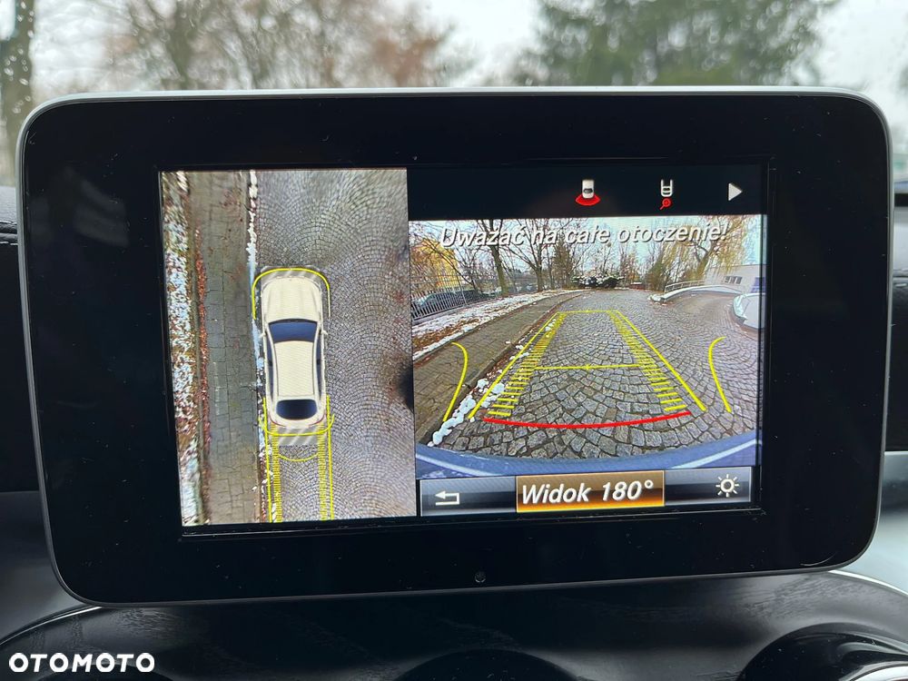 Mercedes-Benz GLC 250 4Matic 9G-TRONIC AMG Line - 18