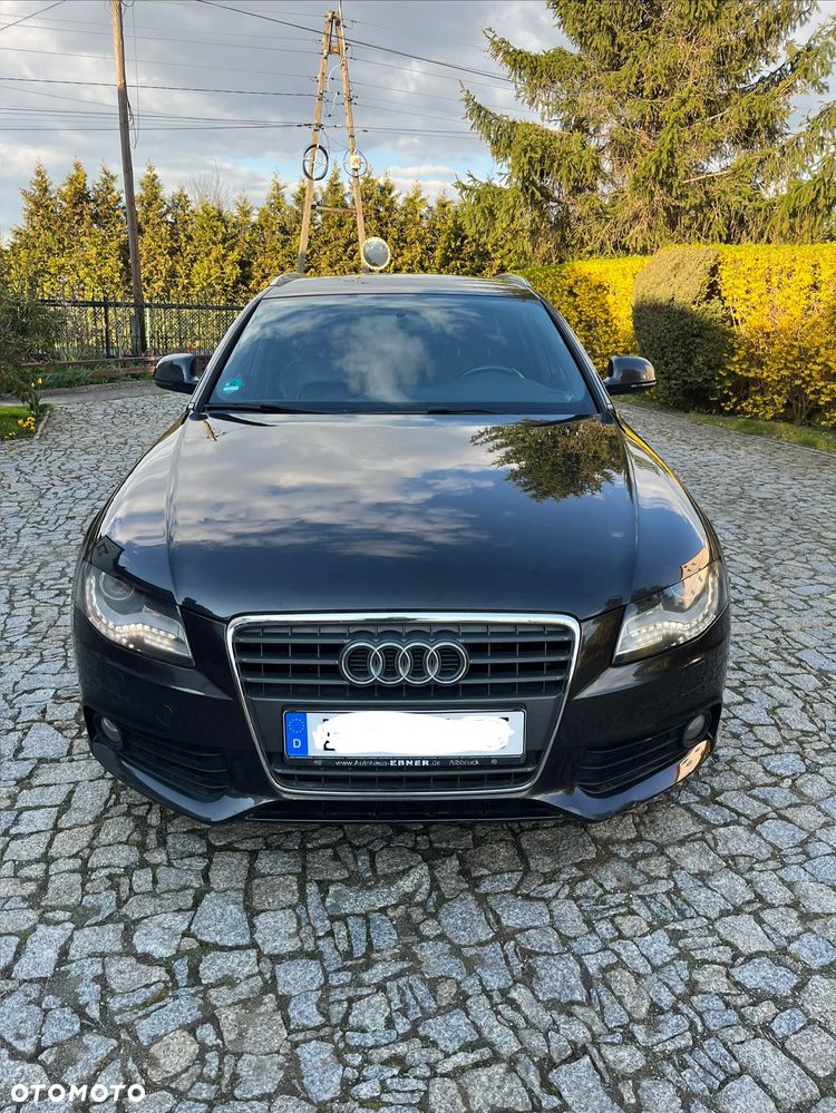 Audi A4 Avant - 1