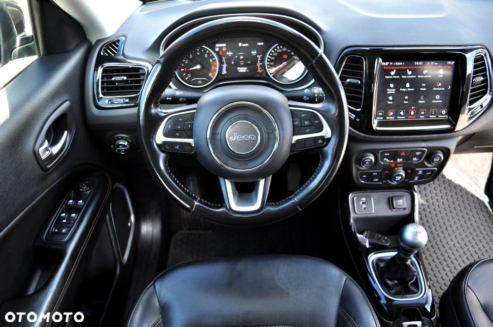 Jeep Compass 1.4 TMair Limited FWD S&S - 18