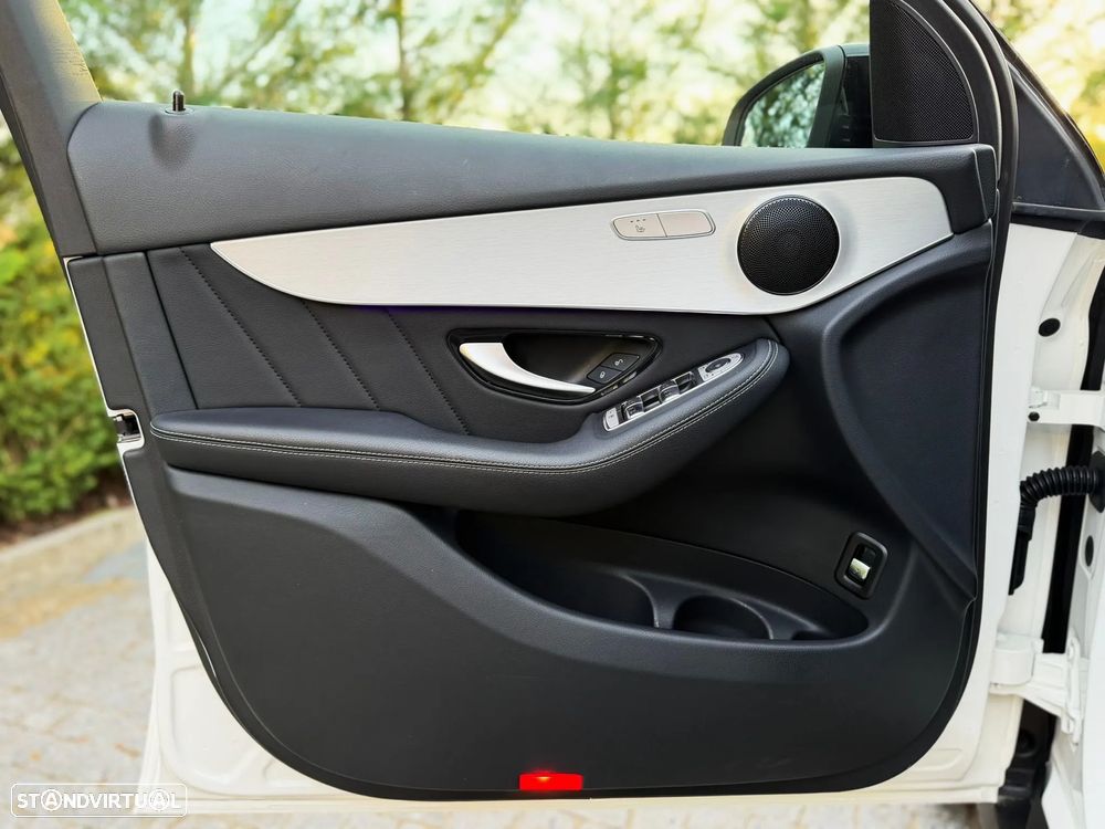 Mercedes-Benz GLC 300 de 4Matic - 9