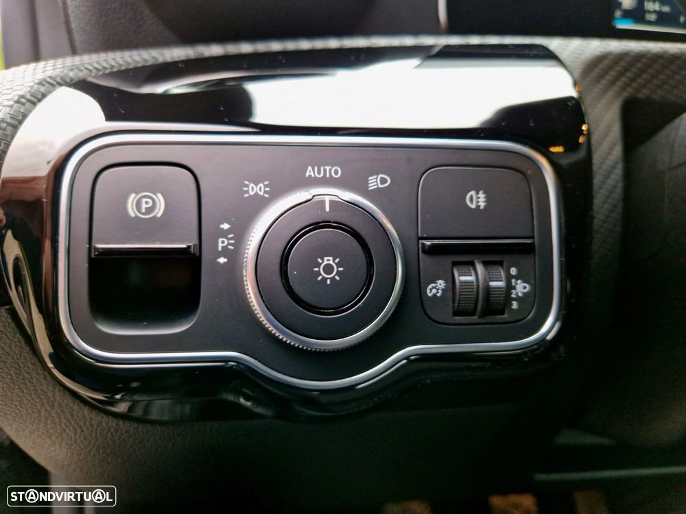 Mercedes-Benz CLA 180 - 22