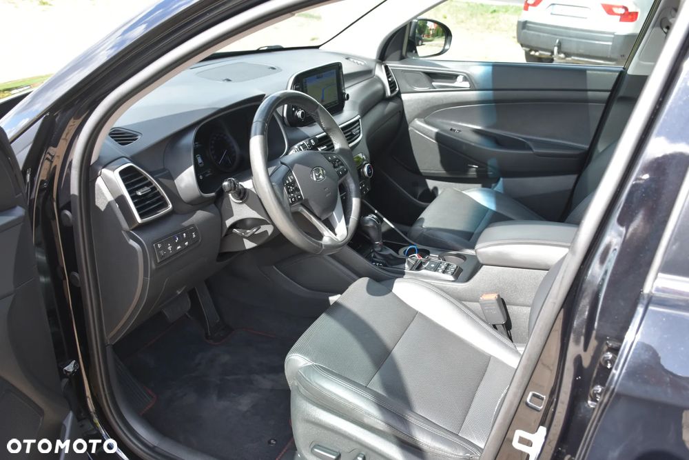 Hyundai Tucson 2.0 CRDI 4WD Automatik Premium - 11