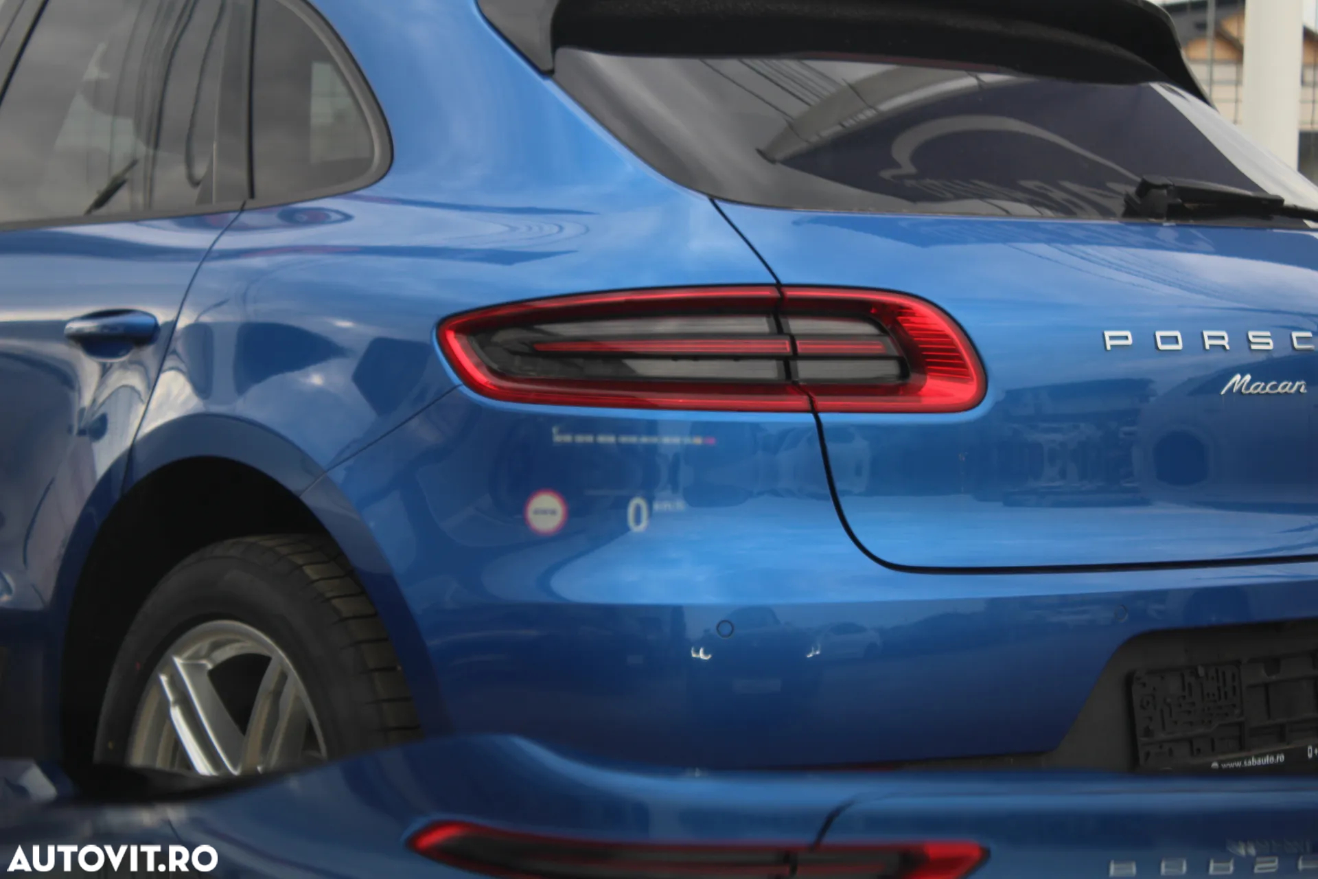 BMW Seria 8 840i Gran Coupe - 23