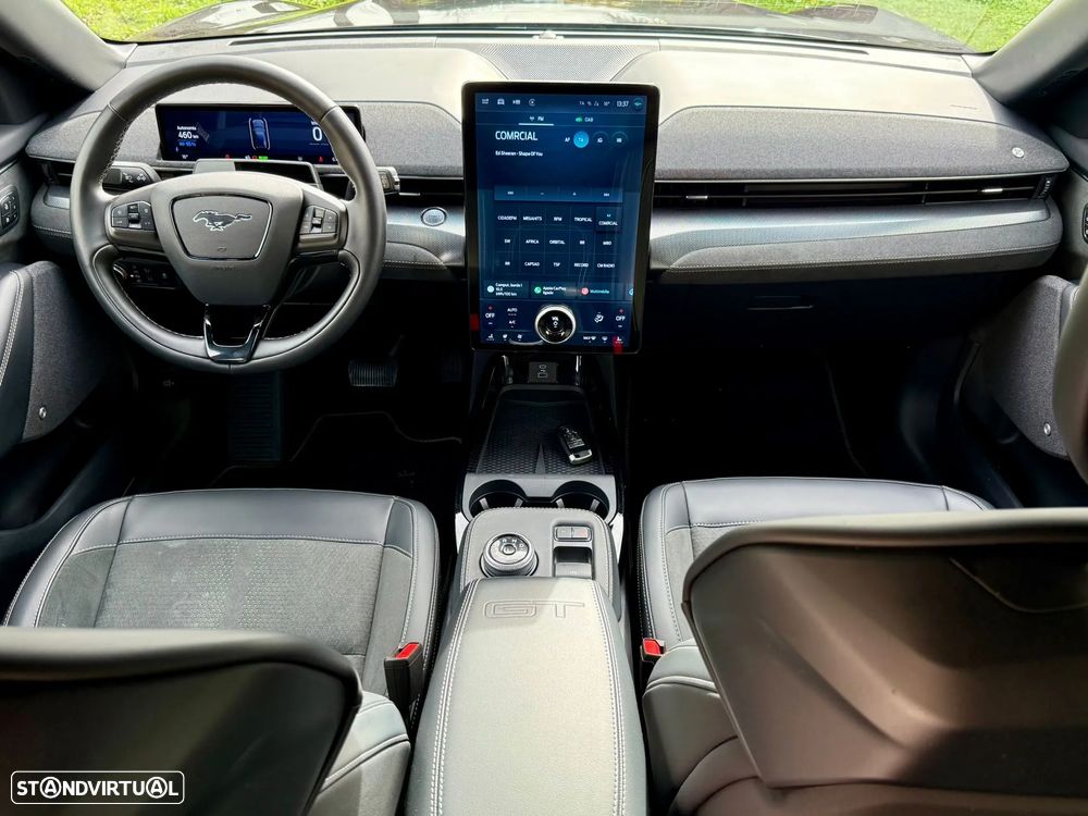 Ford Mustang Mach-E AWD GT - 10