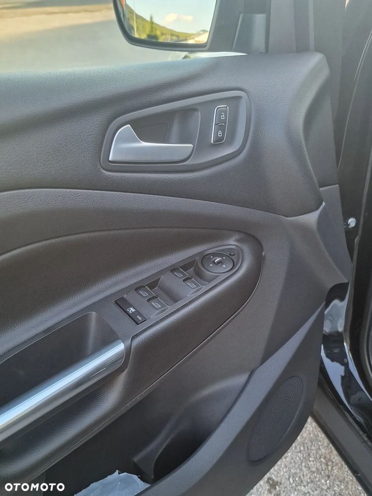 Ford Kuga 2.0 TDCi 4WD Titanium - 13