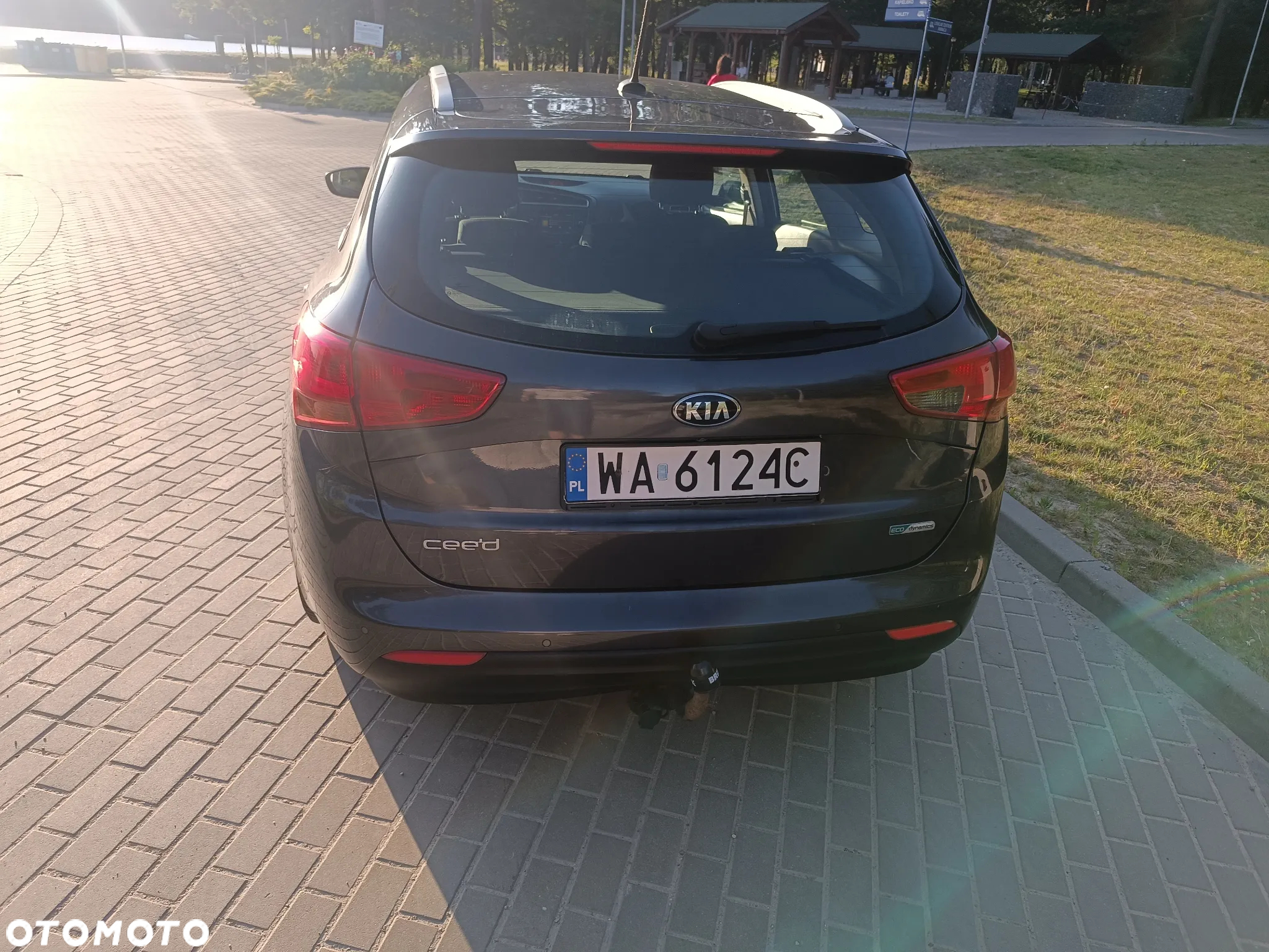 Kia Ceed Cee'd 1.6 CRDi L - 4