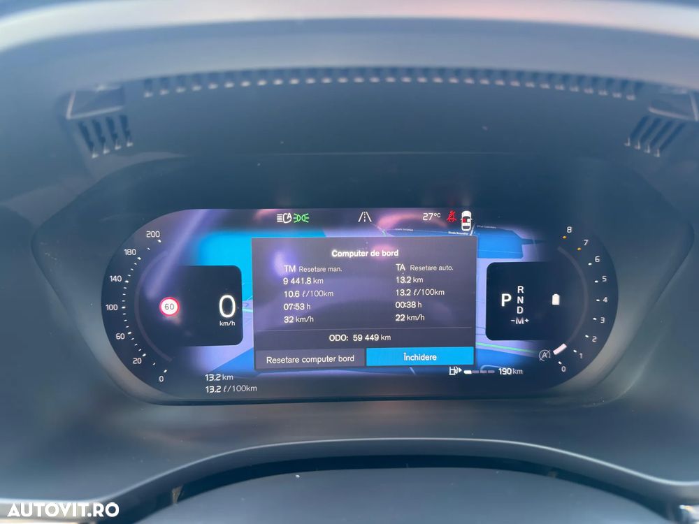 Volvo XC 60 B5 AT AWD MHEV Plus Dark - 7