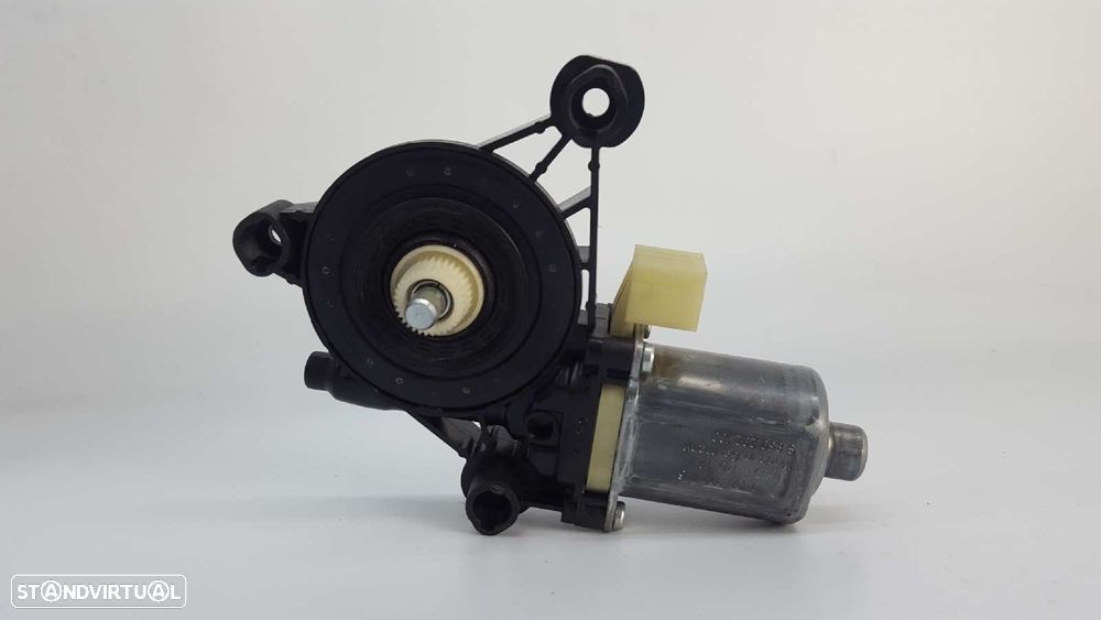 MOTOR ELEVADOR FRENTE DIREITO VOLKSWAGEN GOLF VII LIM. GTE - 1