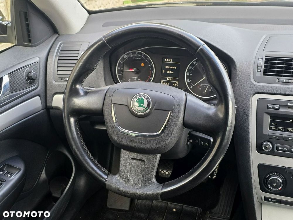 Skoda Octavia 1.6 TDI Ambiente - 17