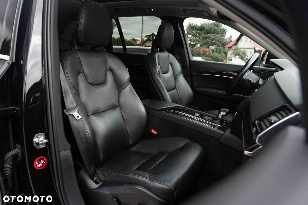 Volvo XC 90 T6 AWD Momentum - 11