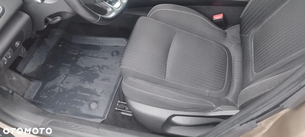 Renault Megane - 7